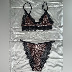 Fashion Nova Leopard Print Lace Bralette & Panty Lingerie Set Small